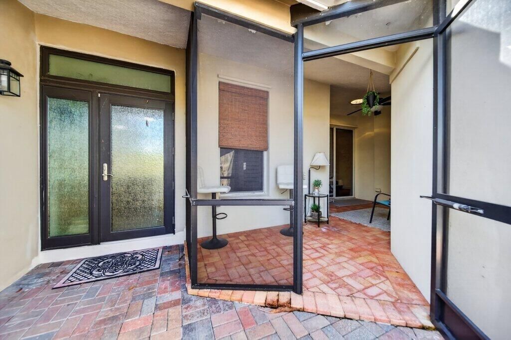 backporch1.jpg-SMALL