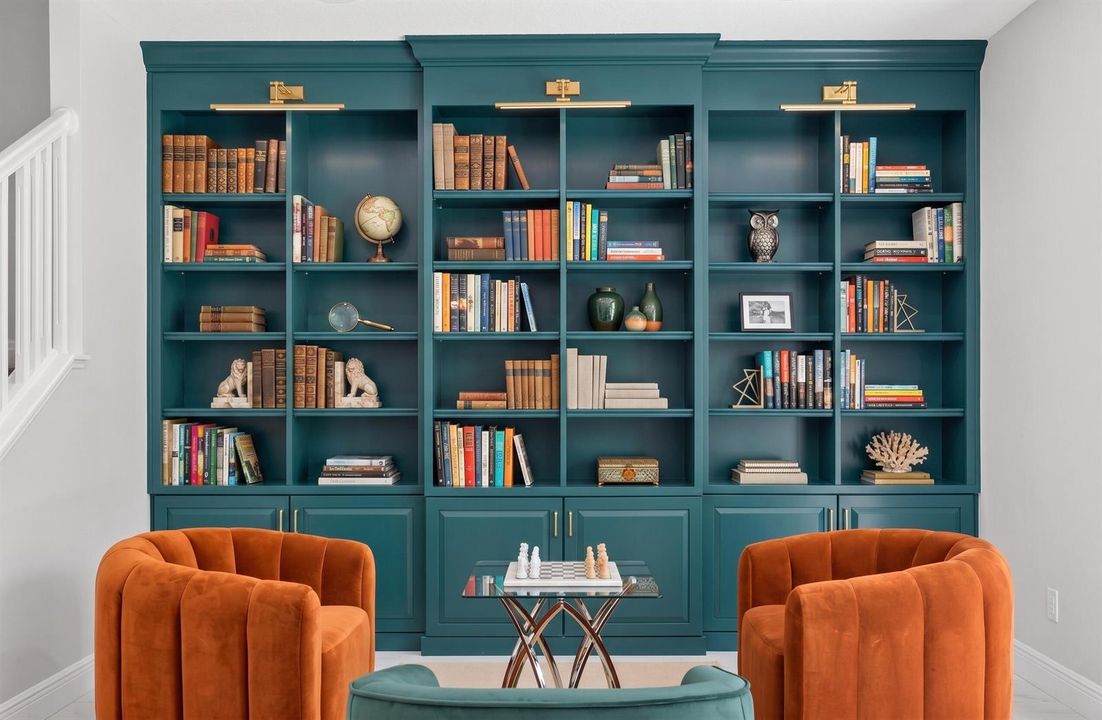 608 Bookshelf with stuff