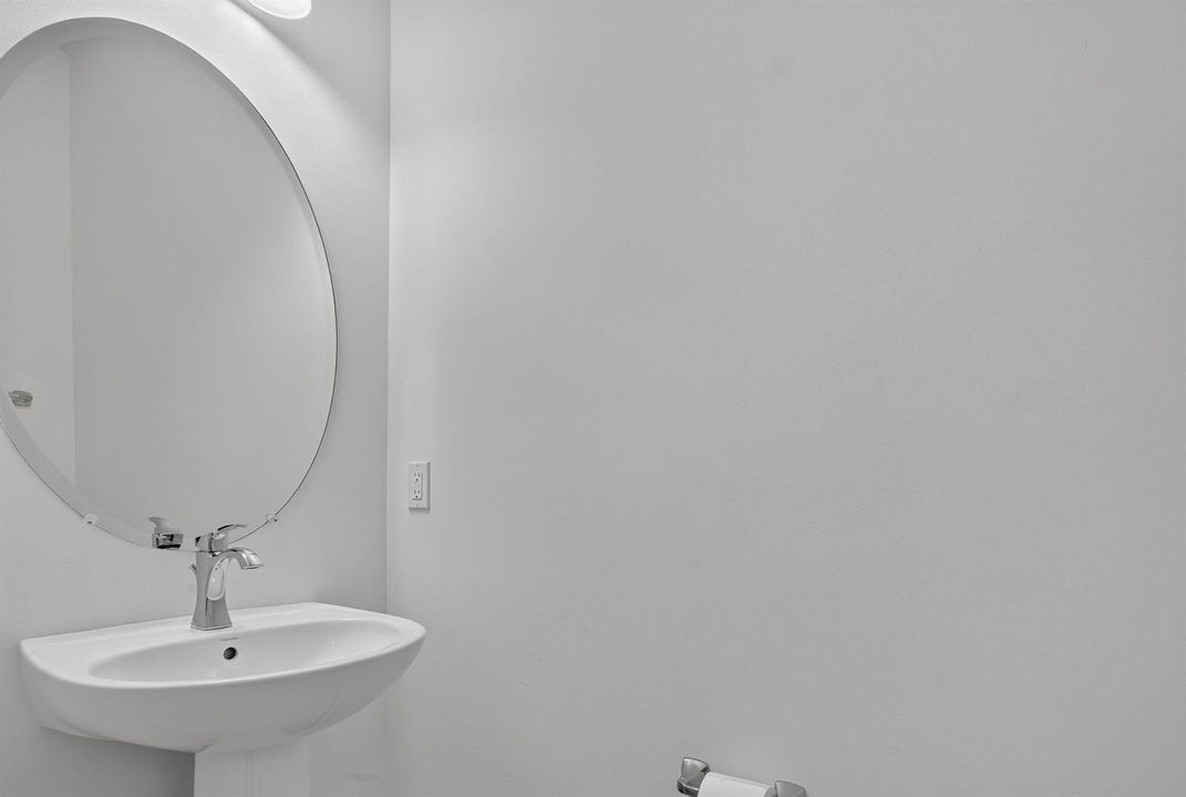 Lower Level Bath