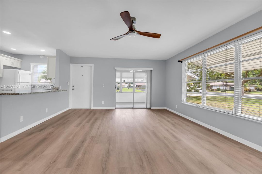 For Rent: $1,800 (2 beds, 2 baths, 1175 Square Feet)
