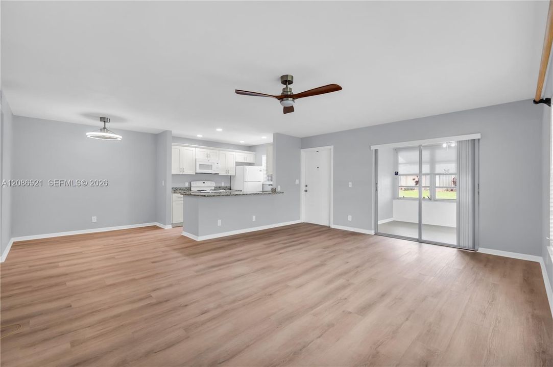 For Rent: $1,800 (2 beds, 2 baths, 1175 Square Feet)