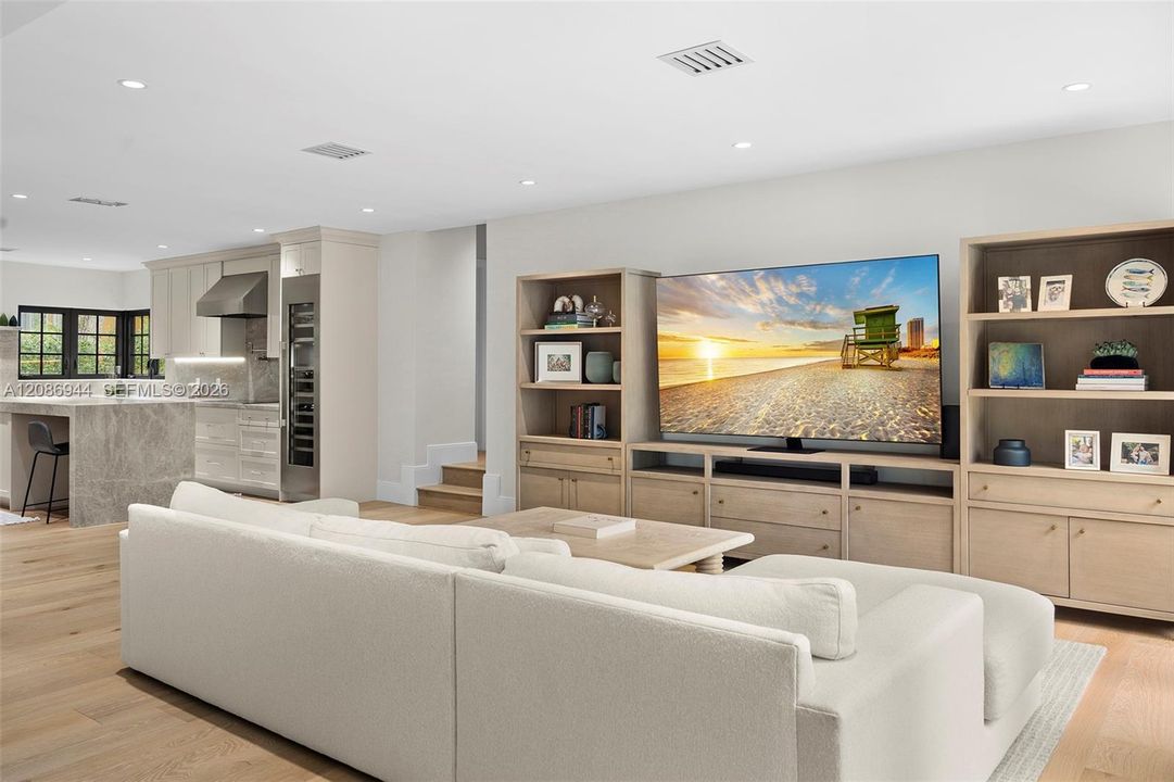 Activo con contrato: $2,750,000 (3 camas, 2 baños, 2082 Pies cuadrados)