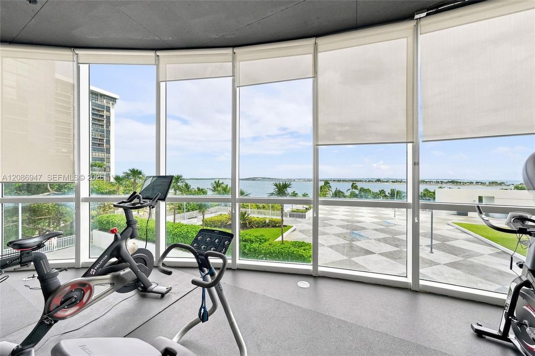 待售: $860,000 (2 贝兹, 2 浴室, 1188 平方英尺)