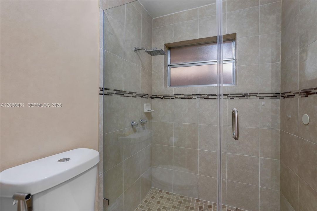 En Venta: $519,000 (3 camas, 2 baños, 1425 Pies cuadrados)