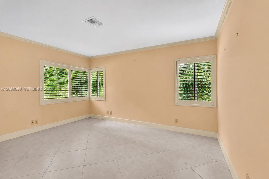 For Rent: $22,000 (3 beds, 3 baths, 2471 Square Feet)