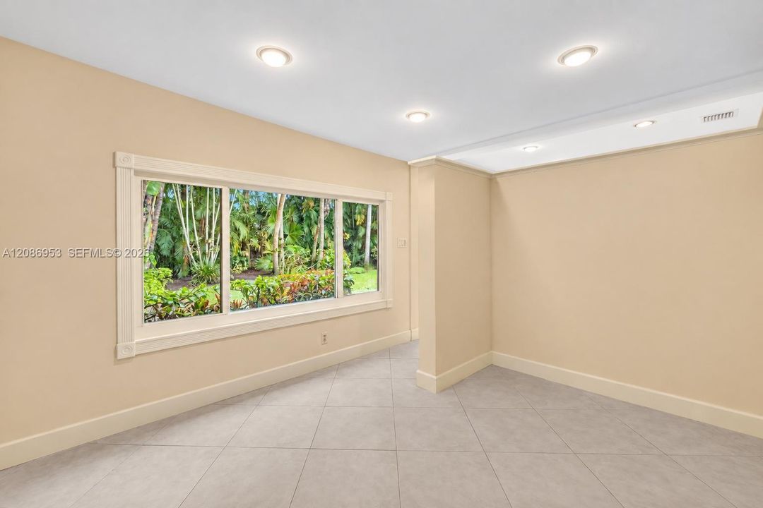 For Rent: $22,000 (3 beds, 3 baths, 2471 Square Feet)