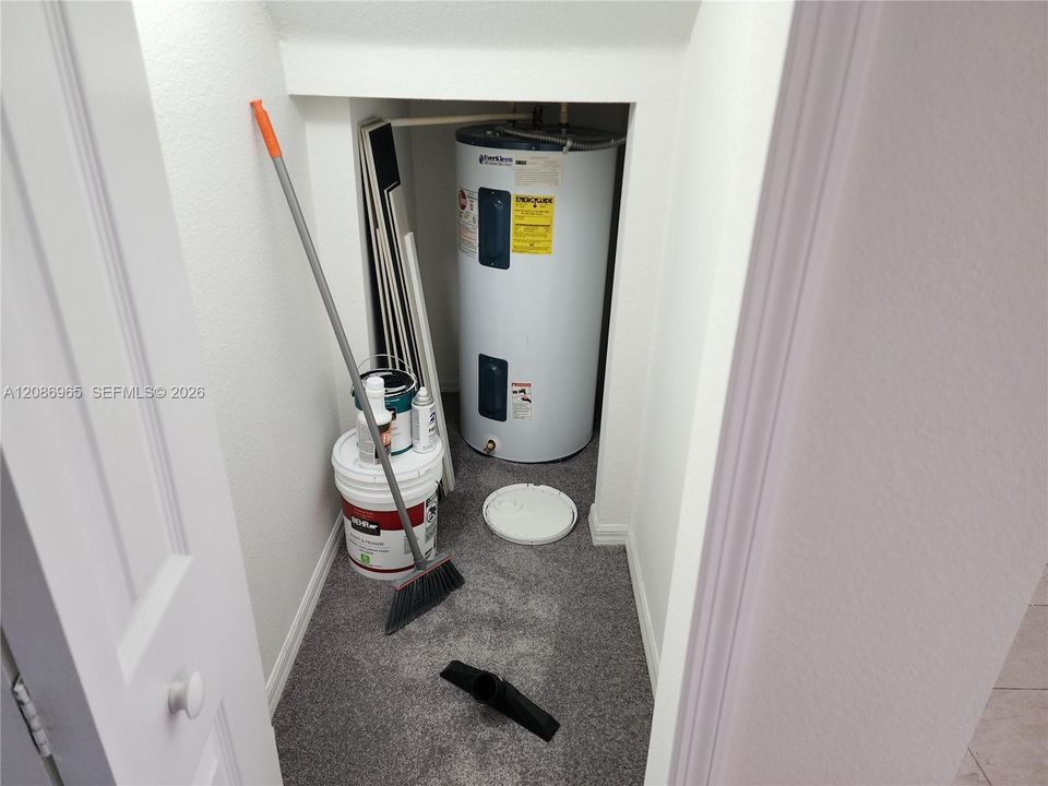 En Venta: $379,900 (3 camas, 2 baños, 1572 Pies cuadrados)