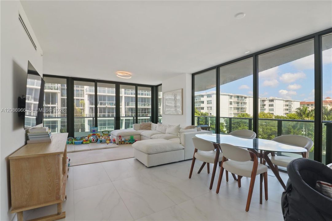 En Venta: $2,050,000 (3 camas, 3 baños, 1662 Pies cuadrados)