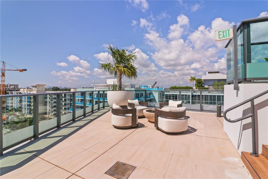 En Venta: $2,050,000 (3 camas, 3 baños, 1662 Pies cuadrados)