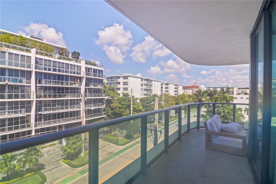 En Venta: $2,050,000 (3 camas, 3 baños, 1662 Pies cuadrados)