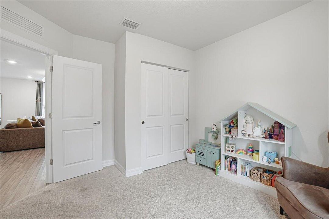13-Bedroom1-B