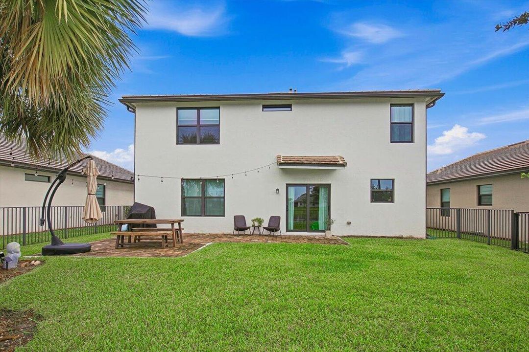 08-Backyard-C
