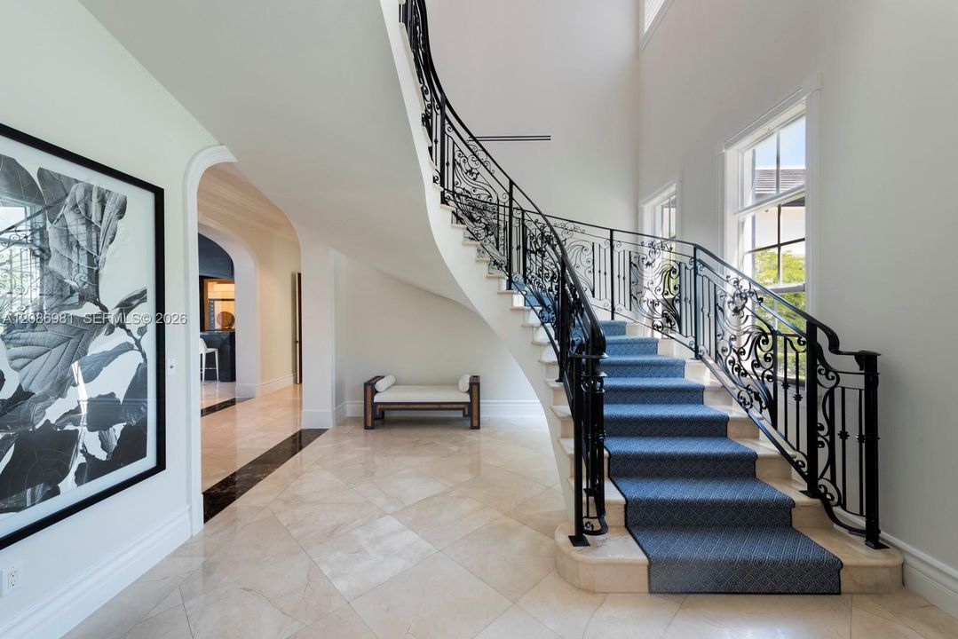For Sale: $10,875,000 (7 beds, 8 baths, 9545 Square Feet)