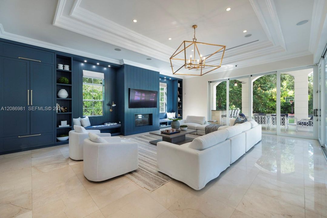 For Sale: $10,875,000 (7 beds, 8 baths, 9545 Square Feet)