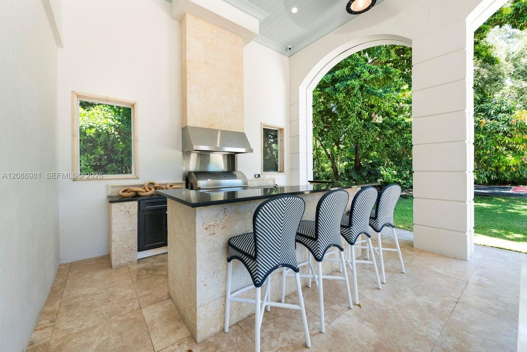 For Sale: $10,875,000 (7 beds, 8 baths, 9545 Square Feet)