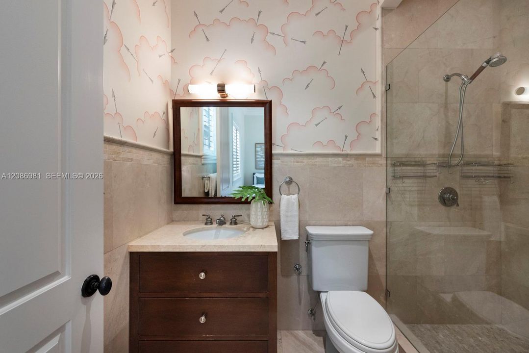 For Sale: $10,875,000 (7 beds, 8 baths, 9545 Square Feet)