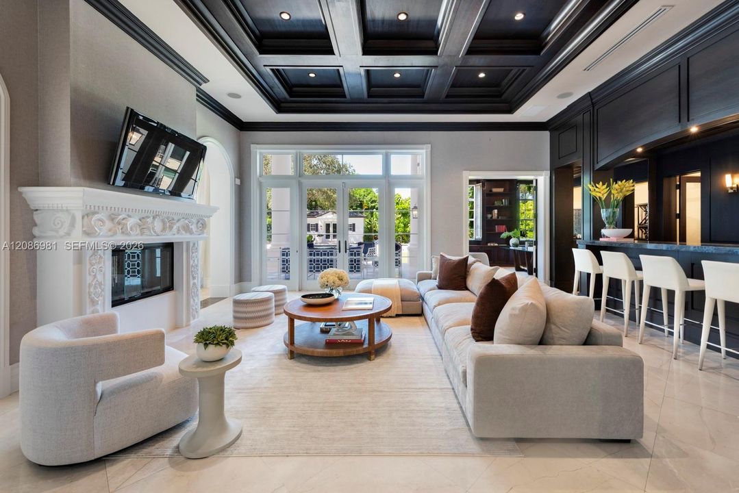 For Sale: $10,875,000 (7 beds, 8 baths, 9545 Square Feet)