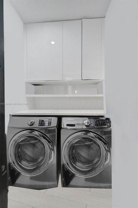 На продажу: $824,250 (4 спален, 2 ванн, 2362 Квадратных фут)