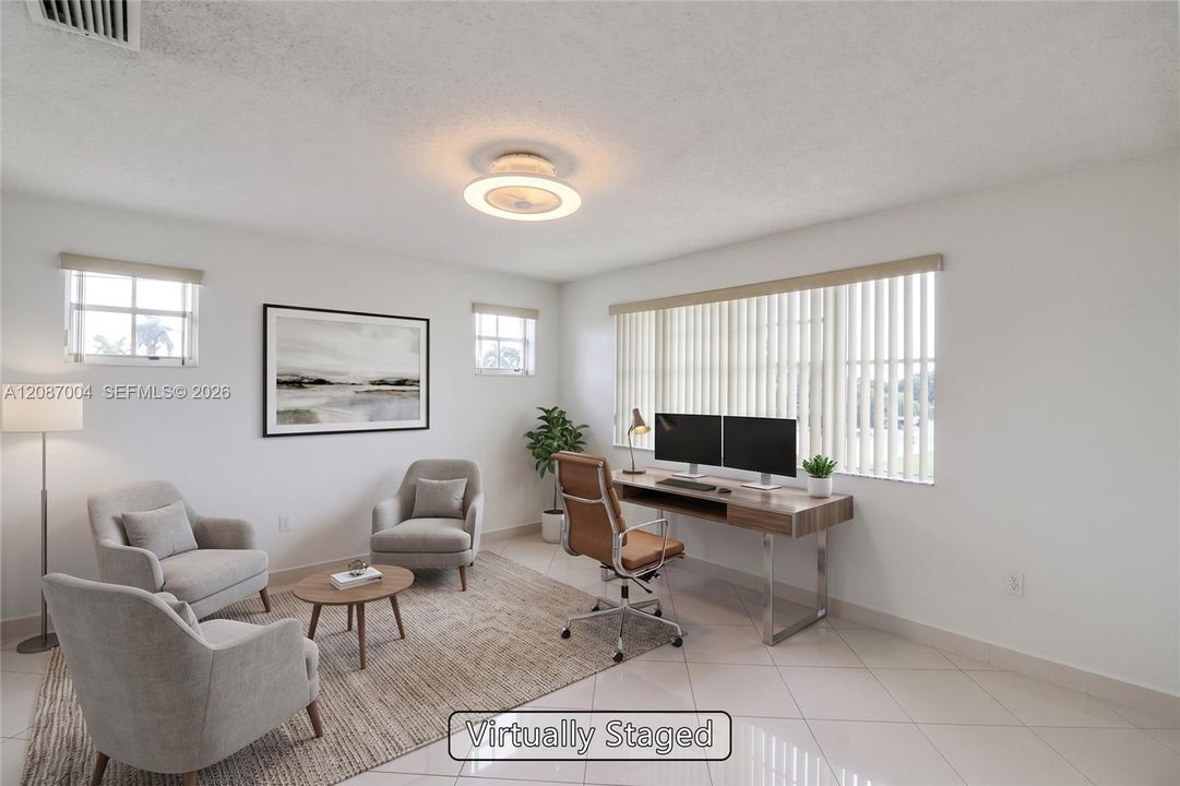 For Sale: $900,000 (5 beds, 3 baths, 2921 Square Feet)