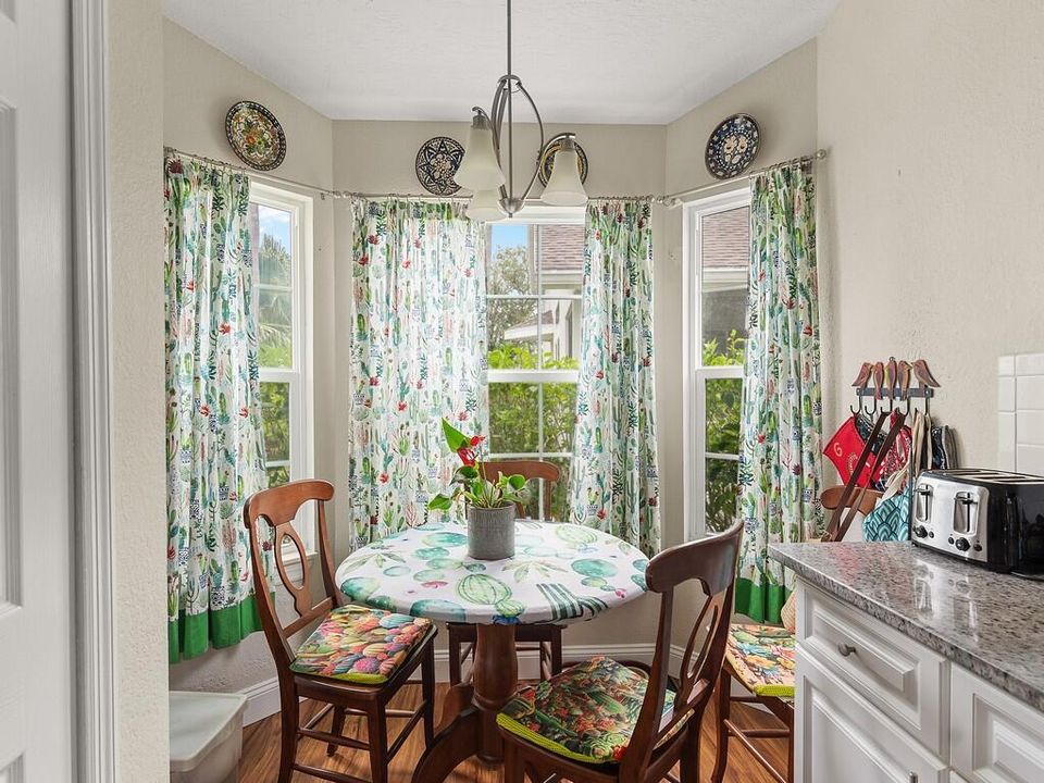 BREAKFAST NOOK