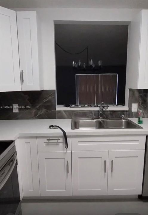 En Venta: $365,000 (2 camas, 2 baños, 1058 Pies cuadrados)