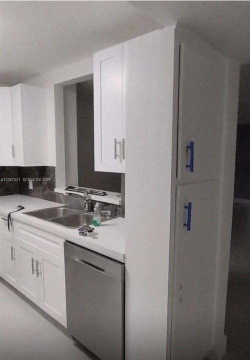 En Venta: $365,000 (2 camas, 2 baños, 1058 Pies cuadrados)