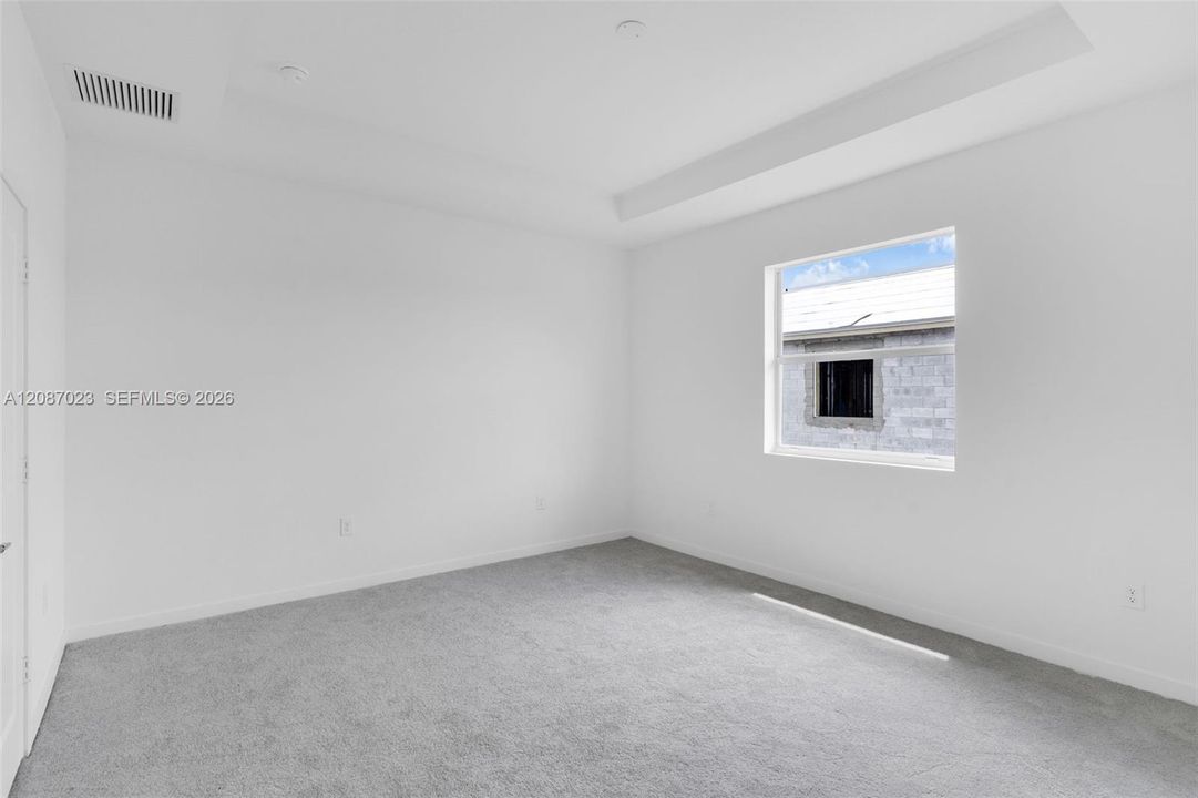 В аренду: $2,899 (4 спален, 3 ванн, 1633 Квадратных фут)