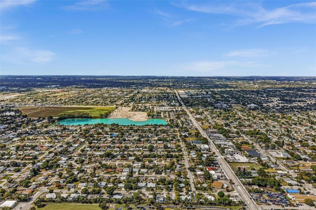 For Sale: $399,000 (3 beds, 1 baths, 1194 Square Feet)
