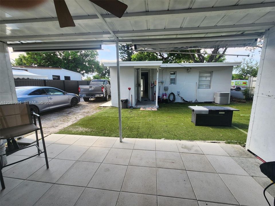 En Venta: $360,000 (2 camas, 1 baños, 699 Pies cuadrados)
