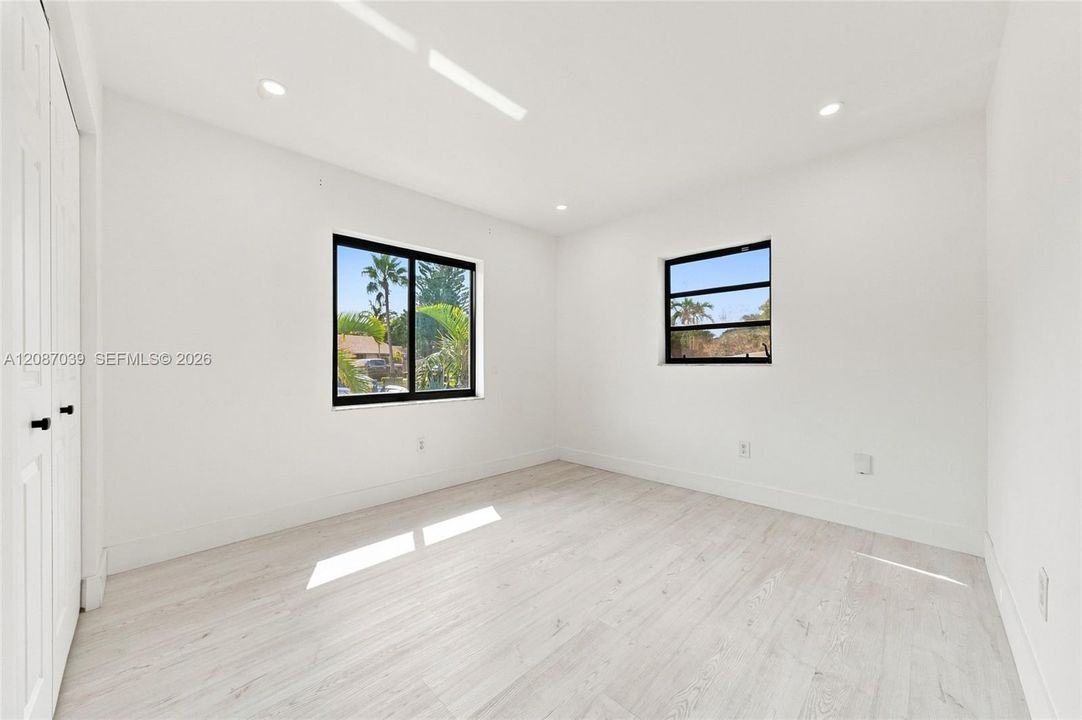 En Venta: $530,000 (3 camas, 2 baños, 1682 Pies cuadrados)