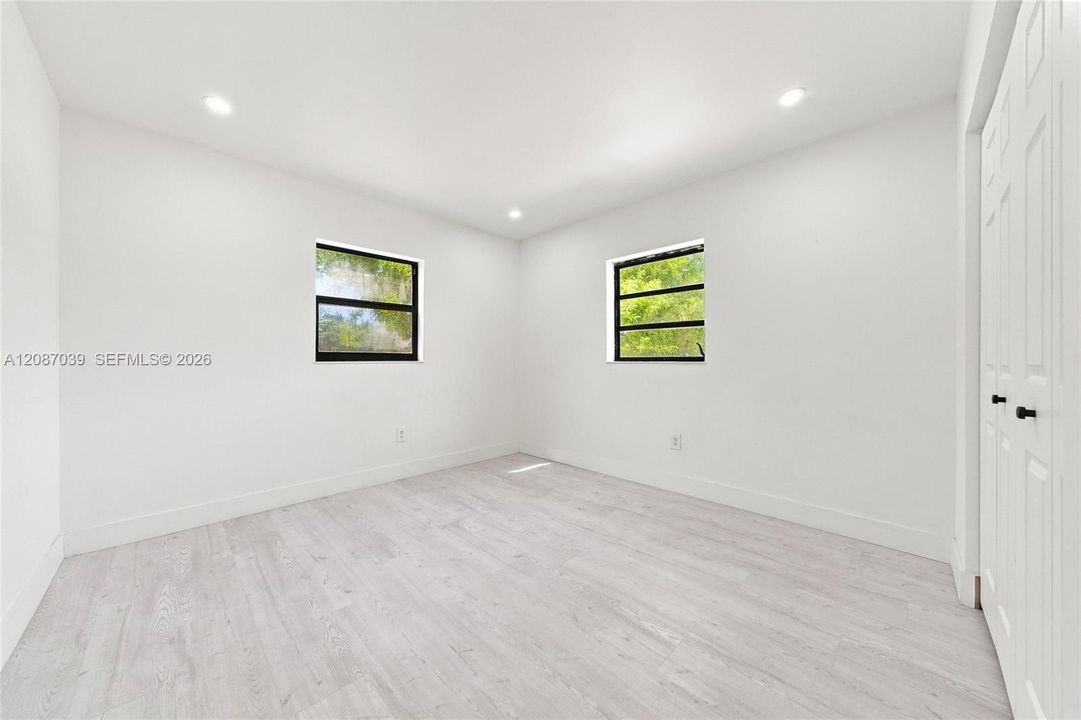 En Venta: $530,000 (3 camas, 2 baños, 1682 Pies cuadrados)