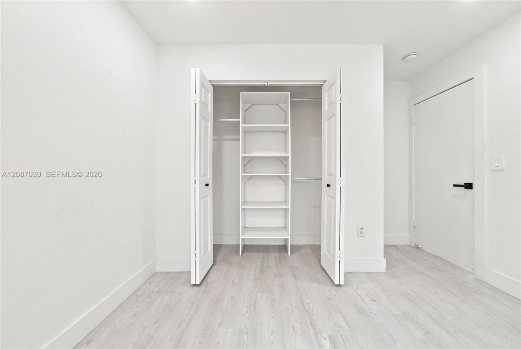 En Venta: $530,000 (3 camas, 2 baños, 1682 Pies cuadrados)