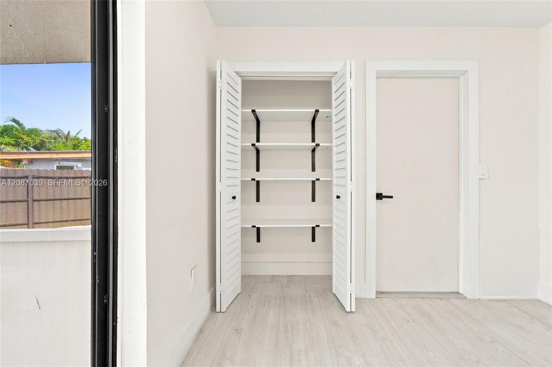 En Venta: $530,000 (3 camas, 2 baños, 1682 Pies cuadrados)