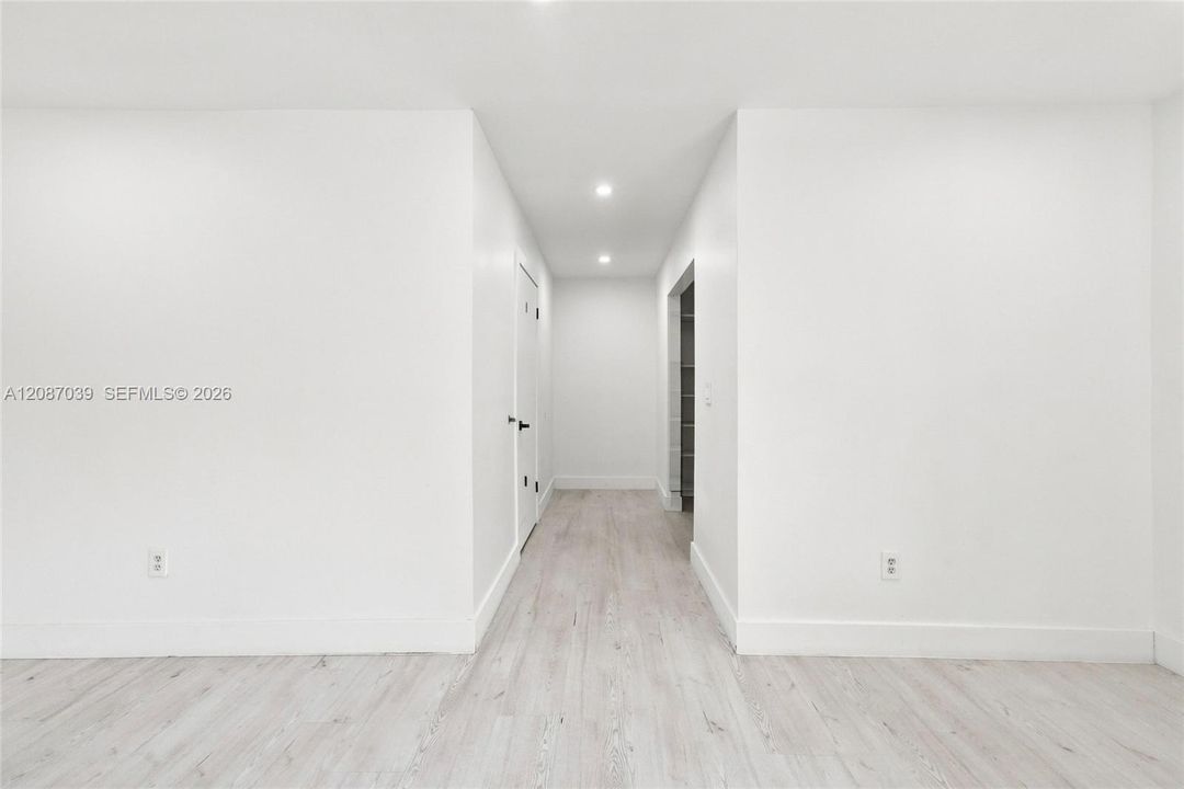 En Venta: $530,000 (3 camas, 2 baños, 1682 Pies cuadrados)