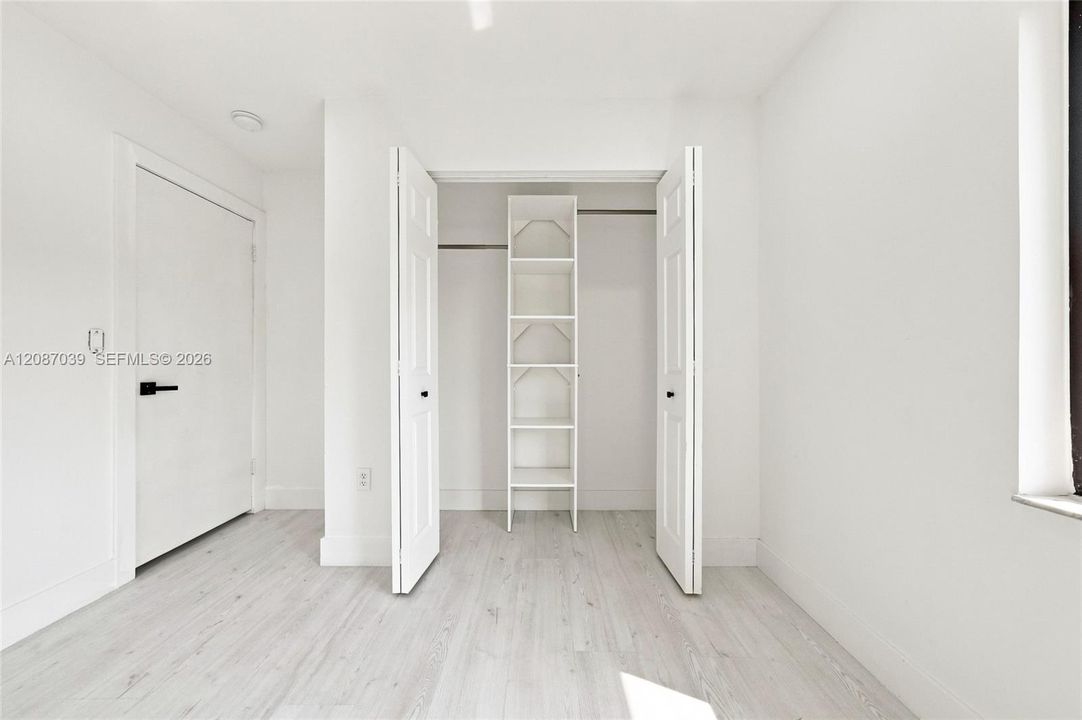 En Venta: $530,000 (3 camas, 2 baños, 1682 Pies cuadrados)