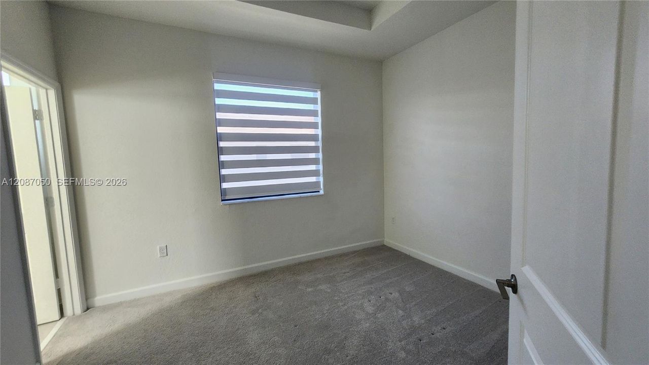 En Venta: $455,000 (3 camas, 3 baños, 1328 Pies cuadrados)