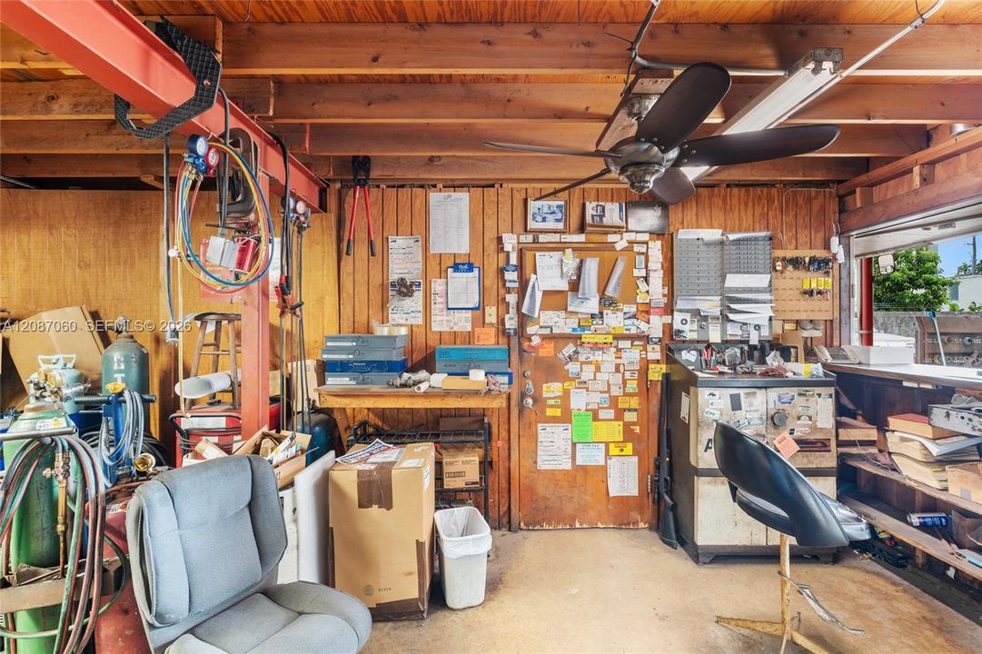 На продажу: $1,699,999 (0 спален, 0 ванн, 0 Квадратных фут)