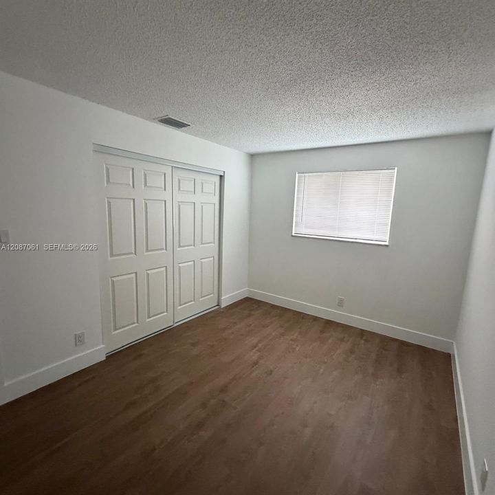 En Renta: $4,350 (5 camas, 2 baños, 1876 Pies cuadrados)