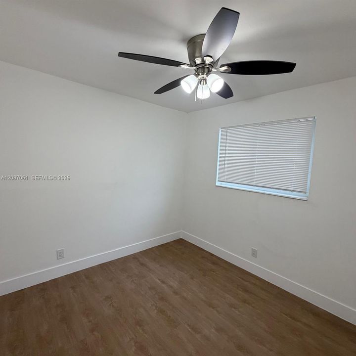 En Renta: $4,350 (5 camas, 2 baños, 1876 Pies cuadrados)