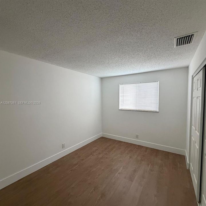 En Renta: $4,350 (5 camas, 2 baños, 1876 Pies cuadrados)
