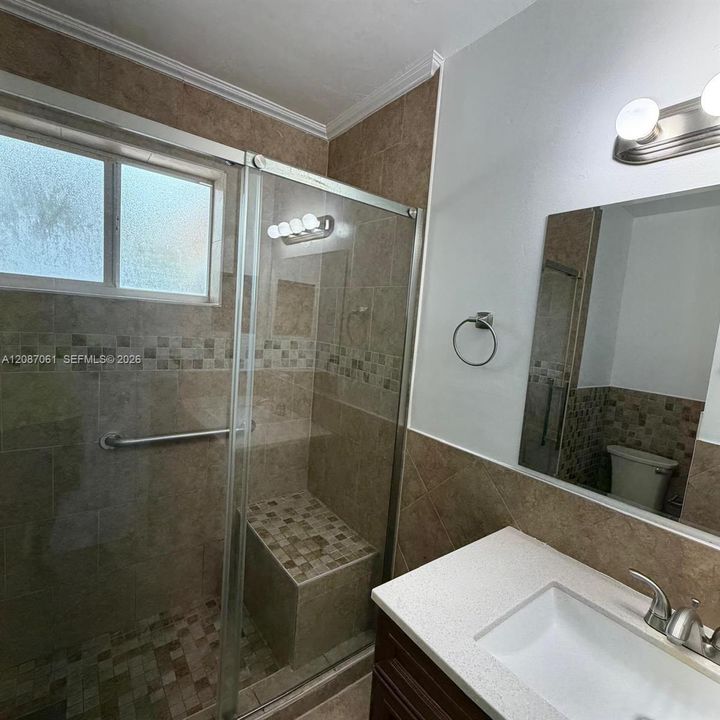 En Renta: $4,350 (5 camas, 2 baños, 1876 Pies cuadrados)