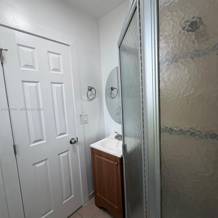 En Renta: $4,350 (5 camas, 2 baños, 1876 Pies cuadrados)