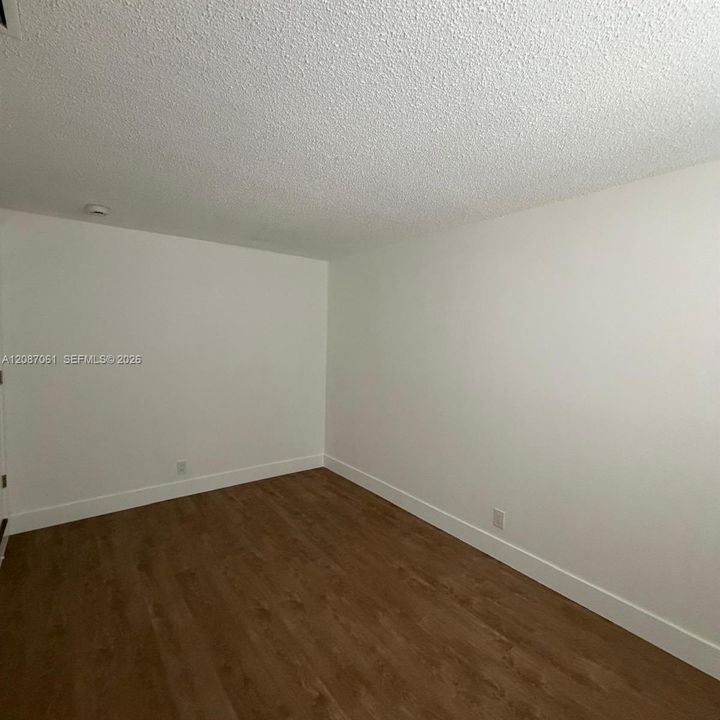 En Renta: $4,350 (5 camas, 2 baños, 1876 Pies cuadrados)
