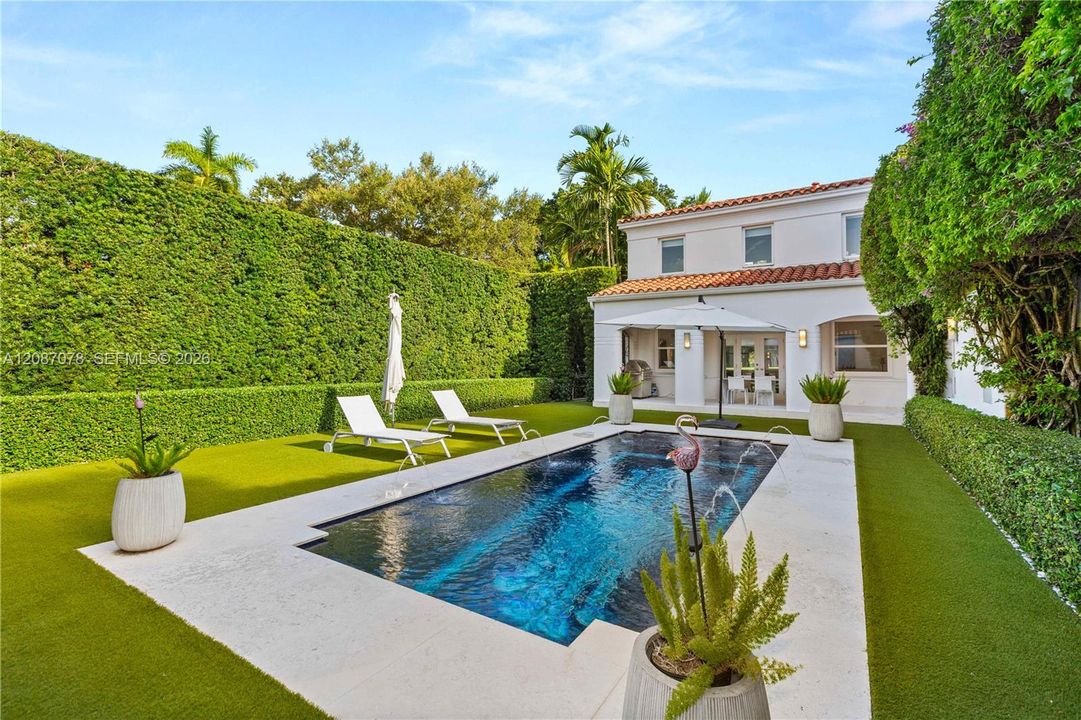En Venta: $8,998,000 (5 camas, 5 baños, 5427 Pies cuadrados)