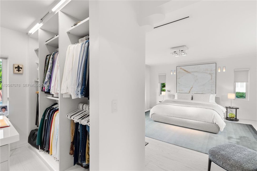 En Venta: $8,998,000 (5 camas, 5 baños, 5427 Pies cuadrados)