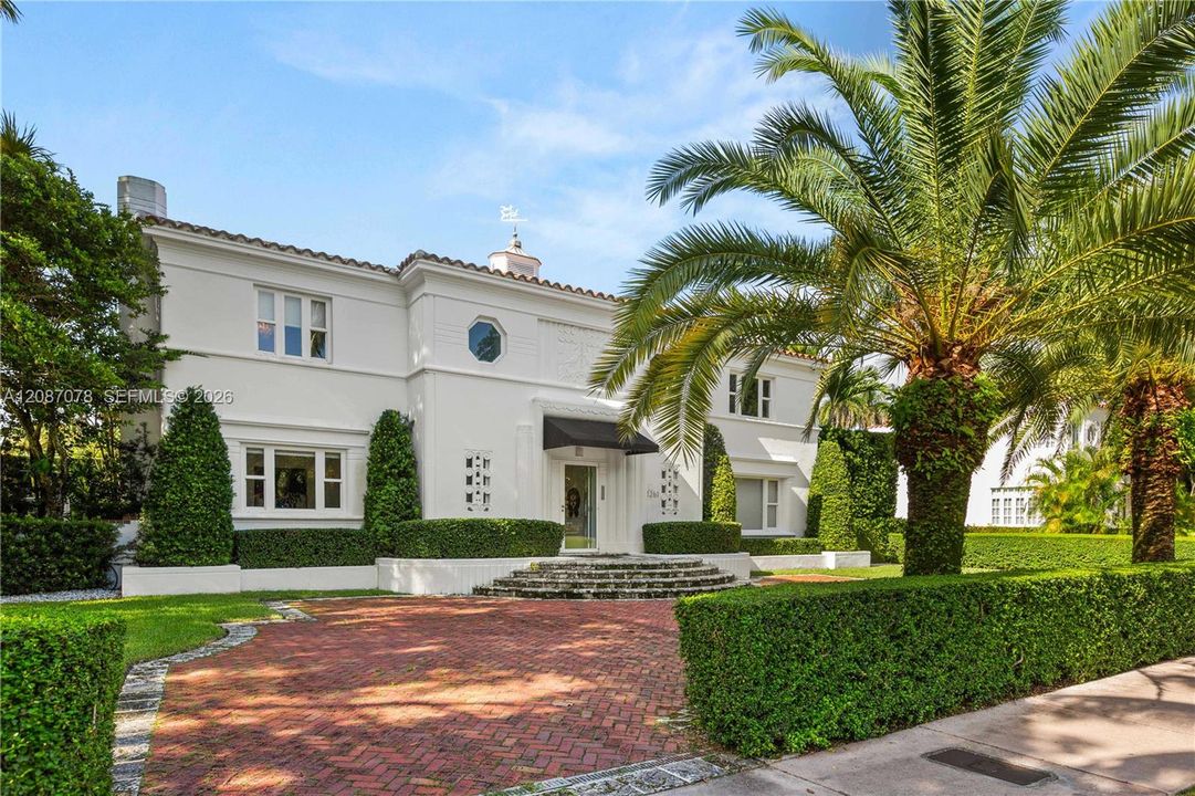 En Venta: $8,998,000 (5 camas, 5 baños, 5427 Pies cuadrados)