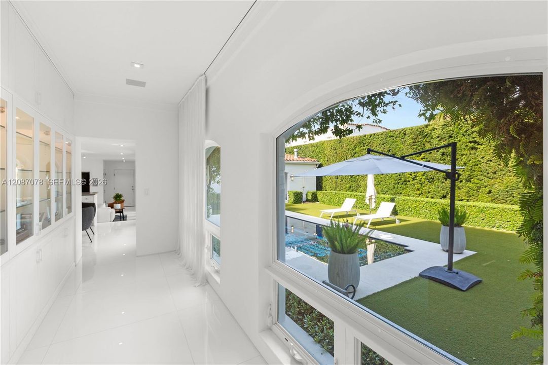 En Venta: $8,998,000 (5 camas, 5 baños, 5427 Pies cuadrados)