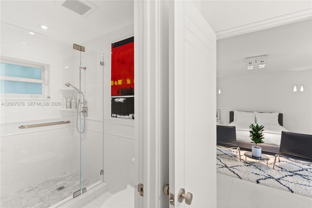 En Venta: $8,998,000 (5 camas, 5 baños, 5427 Pies cuadrados)