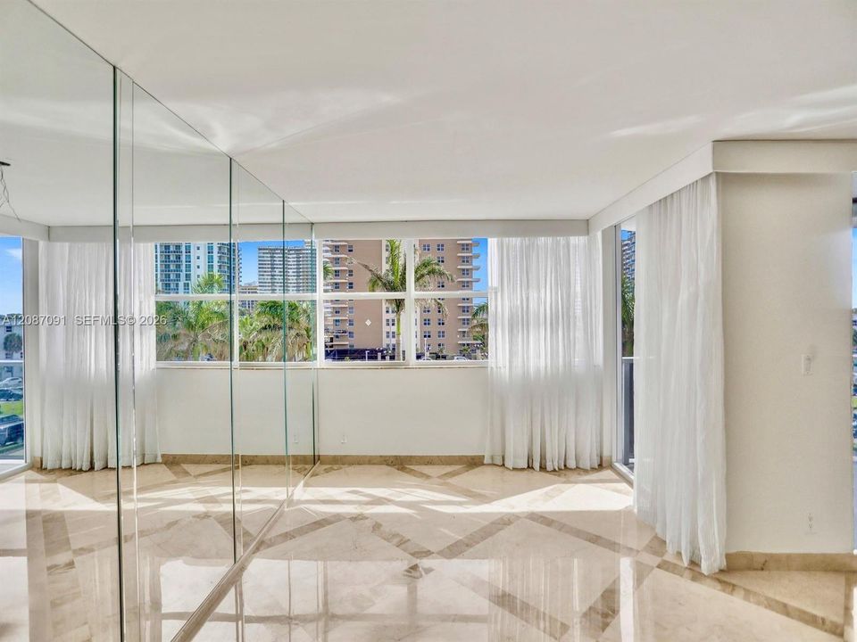 На продажу: $495,000 (2 спален, 2 ванн, 1440 Квадратных фут)