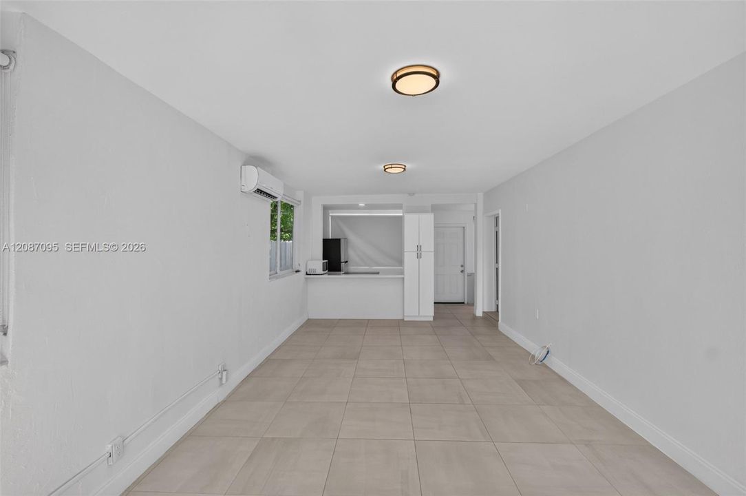 В аренду: $2,700 (2 спален, 1 ванн, 2548 Квадратных фут)